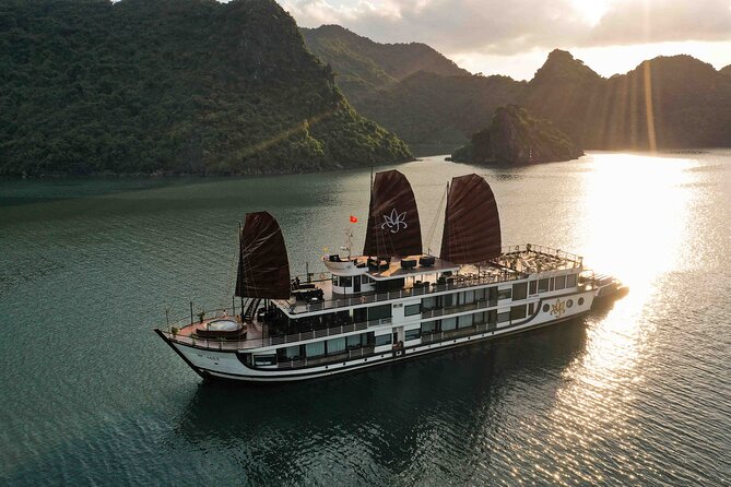 Orchid Cruises 2Days/1Night 5 Star All included - Morning views in Halong Bay