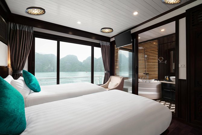 Overnight Luxury 5 Star Alisa Cruise with Meals, Kayak or Bamboo Boat - Ti Top Island and the one-choice afternoon