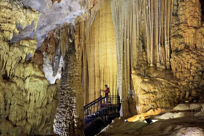 Paradise Cave & Dark Cave Full Day Trip - Paradise Cave and its 200-step approach
