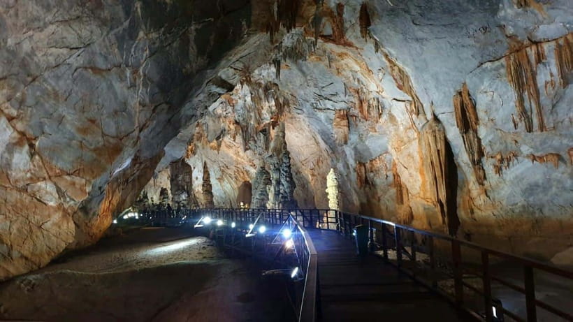 Phong Nha: Cave Exploration and Zipline Dark Cave Tour - What to pack for a wet cave day