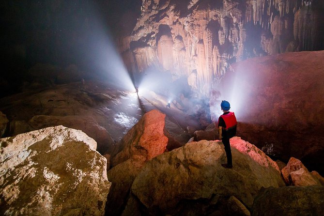 PHONG NHA CAVE- PARADISE CAVE FULL DAY FROM DONG HOI or PHONG NHA - Who should book this experience