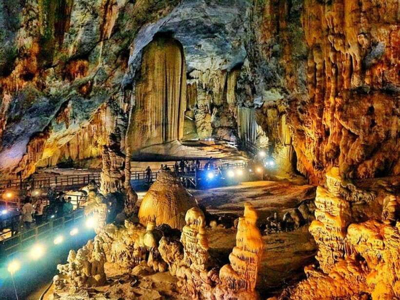 Phong Nha/Dong Hoi: Phong Nha Cave and Paradise Cave Tour - The Son River ride sets up Phong Nha Cave