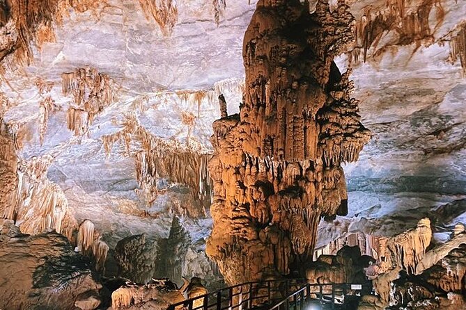 Phong Nha Paradise caves Daily Tour - Paradise Cave and its giant dry chambers