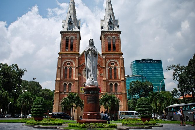 Phu My Shore Excursion: Best of Private Ho Chi Minh City Tour - Independence Palace and the War Remnants Museum