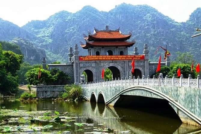 Premium Hoa lu - Trang An - Mua Cave with Buffet Lunch from Hanoi - Why this Ninh Binh day trip works from Hanoi