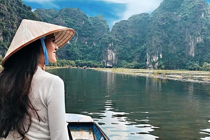 Premium Hoa lu - Trang An - Mua Cave with Buffet Lunch from Hanoi - Group size, guide quality, and the day’s pace