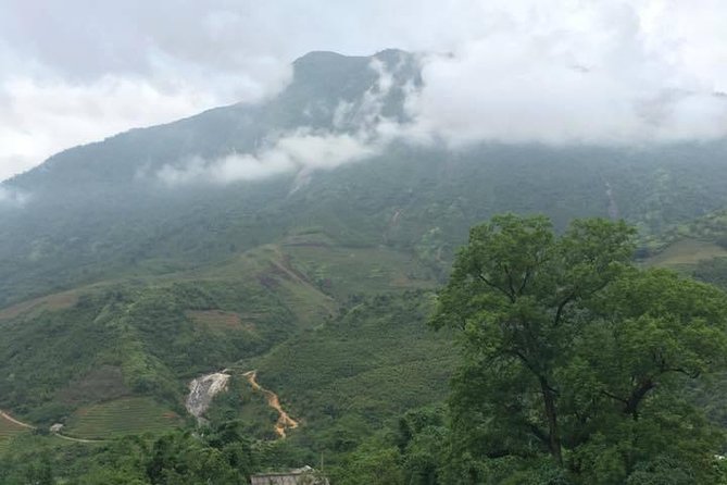 Private Car and Tour Guide Exploring Northern Vietnam - Sapa, Fanxipan, and Bac Ha