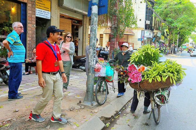 Private Crowd Free Hanoi: Morning Highlights of the City Experience - Pho near the Old Quarter