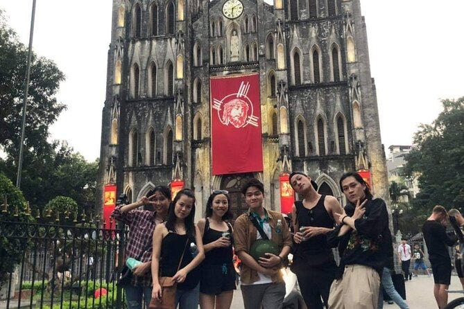 Private French Quarter Tour with Locals - Dong Xuan Market for a taste of working Hanoi