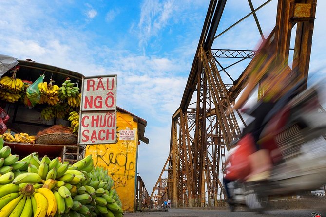 Private Hanoi Motorbike Sightseeing and Food Tour - The Northern Gate and Long Bien Bridge