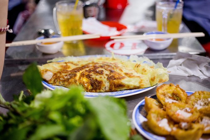 Private Street Food Motorbike Tour in Ho Chi Minh City - Safety, comfort, and what to bring