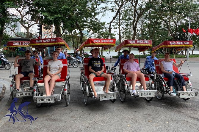 Private tour - Hanoi old quarter cyclo tour (2 hours) - What to Expect on the Streets