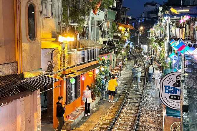 Private Unstoppable Gourmet Gastronomic Tour - How the private format affects the experience