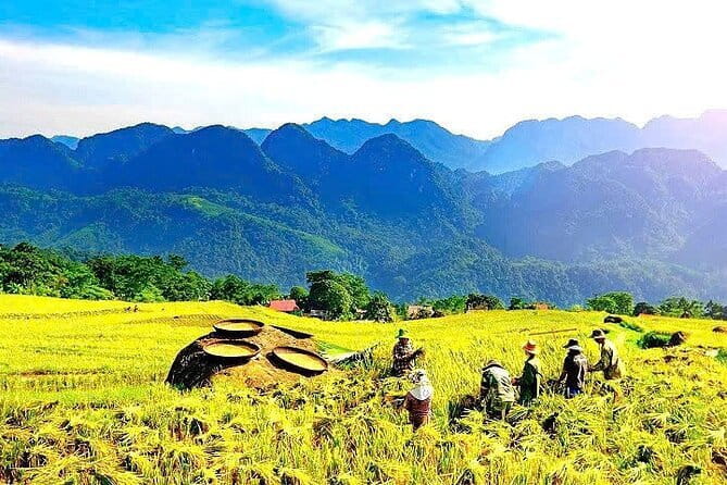 Pu Luong 2 Days Trekking & Village Experience with local Family - The long road from Hanoi to Pu Luong