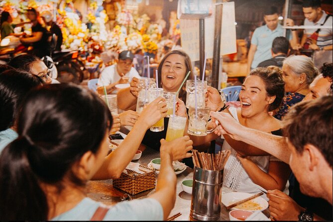 Saigon After Dark With Seafood, Beer & Live Music Bar - Nguyen Thien Thuat: old apartments and a pagoda inside