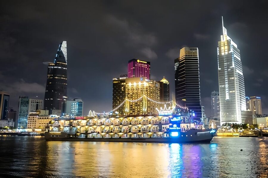 Saigon Dinner On Cruise Tour With Private Table - Practical booking advice for a smoother night