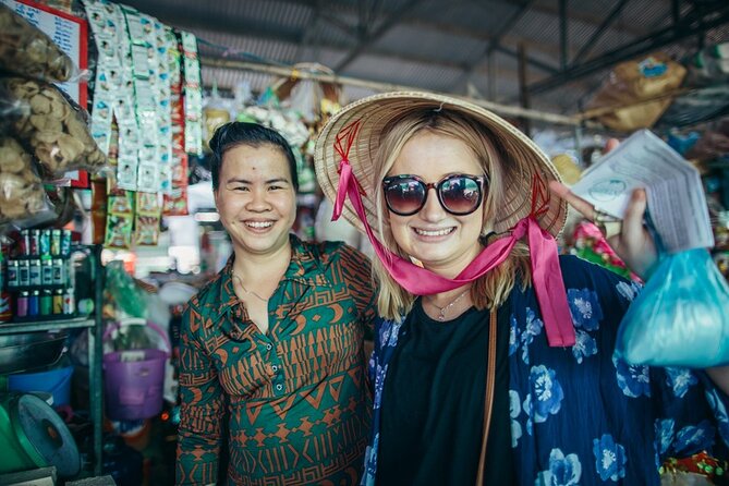 Saigon Night Bites on Foot: Local Vendors, Stories & Sweet Finish - Chua Ba Thien Hau and Saigon’s Chinese connections