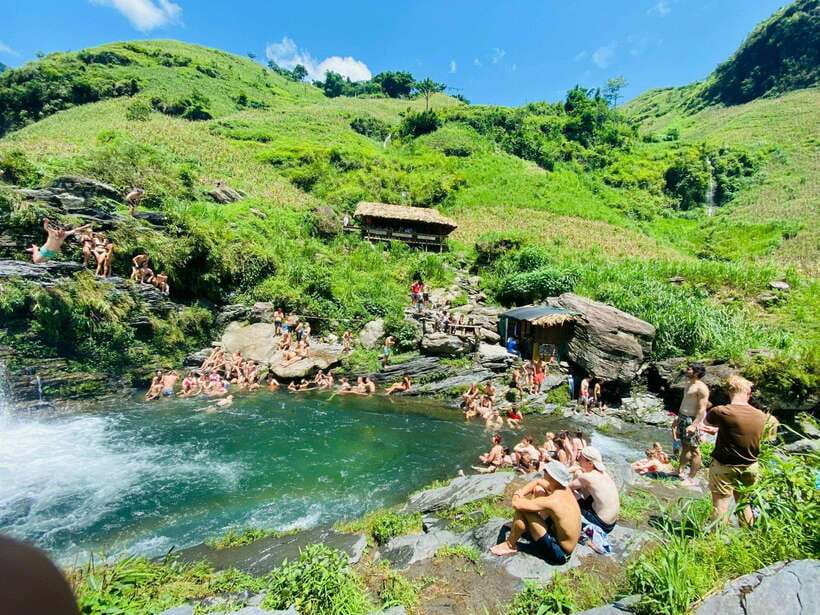 Sapa: 3-Day Ha Giang Loop Motorbike Tour - Food, rooms and what is included