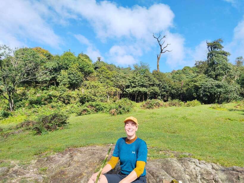 SAPA : Climb up to Fansipan mountain with LOCAL GUIDE - Guide quality and group care