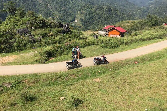 Sapa Love Silver Waterfall, Lonely Tree in Heaven Gate,San Sa Ho - What lunch adds to the day