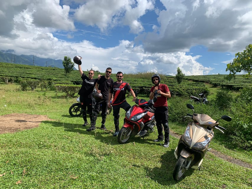 Sapa: Motorbike Tour 1 Day Visit Waterfalls & Local Villages - O Quy Ho Pass and the first mountain views