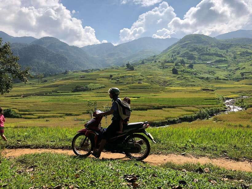 Sapa: Private Highlights Day Tour with Lunch - Ta Van adds a quieter village stop