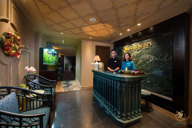 Serene Experience Spa Package - The herbal wooden tub starts the treatment