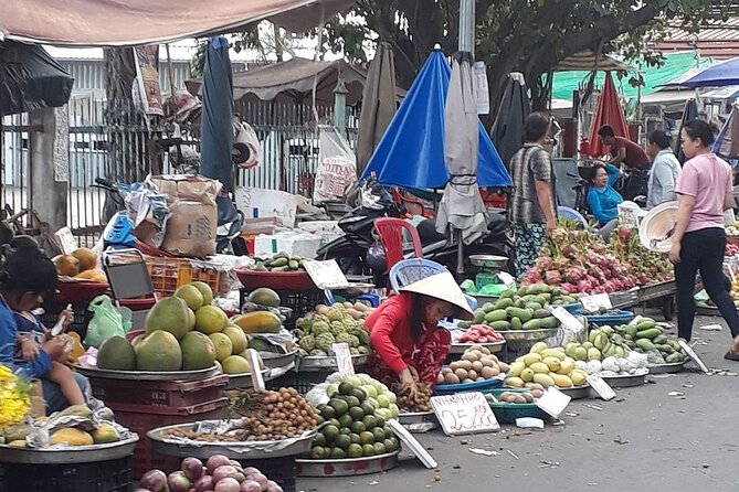 Small-group Saigon City Tour: 3-Hour Cyclo Ride to Hidden Stories - Ba Thien Hau Temple and the city’s religious mix