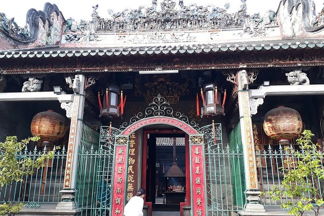 Small-group Saigon City Tour: 3-Hour Cyclo Ride to Hidden Stories - Morning or afternoon, and how the timing works