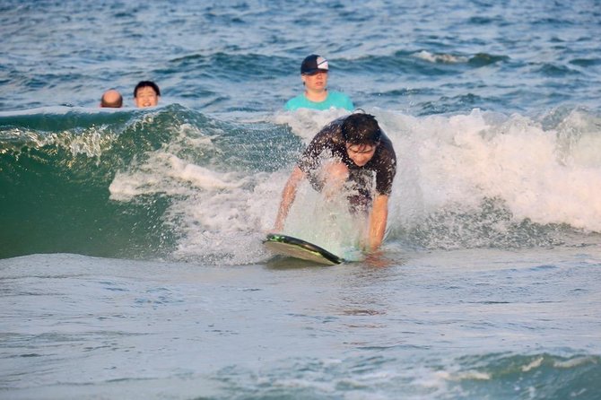 Surf Lessons - Why the small group matters