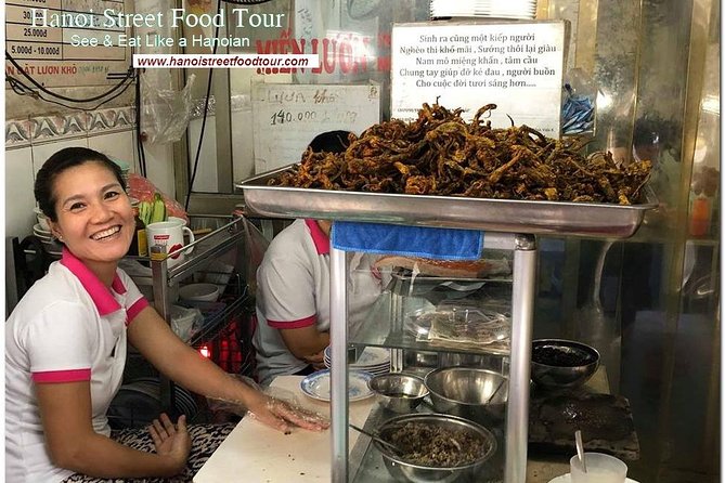 Tasting 8 Different Hanoi Street Foods at Noon Time - Northern-style flavor in the Old Quarter