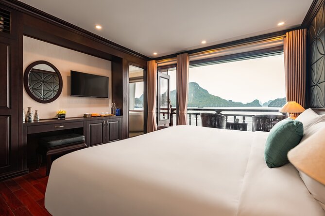 TOP TIER: 3 DAYS/2 NIGHTS tours- LIKE ABOSS on beautiful cruises - Why two nights make Ha Long Bay easier to enjoy