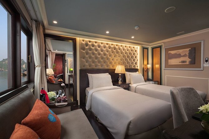 TOP TIER: 3 DAYS/2 NIGHTS tours- LIKE ABOSS on beautiful cruises - Day two: the best balance of activity and free time