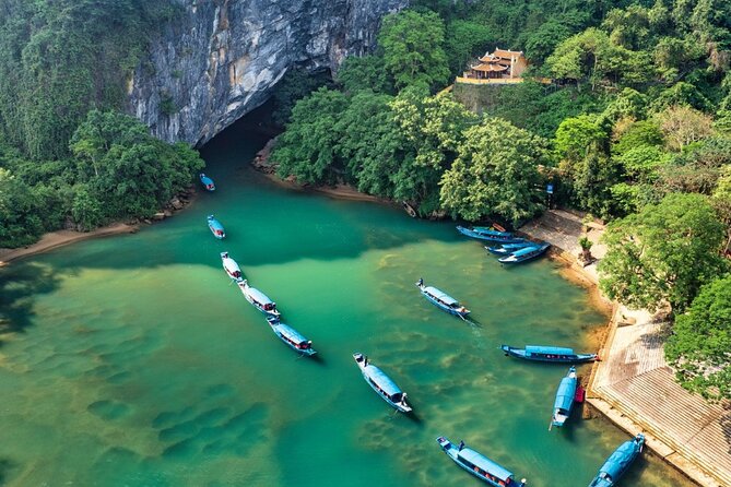 Tour Phong Nha Cave Dragon Boat Half Day - The 30-minute route from Phong Nha town