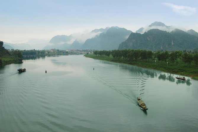 Tour to the caves ONE DAY tour to Phong Nha and Paradise caves - Key points before you book
