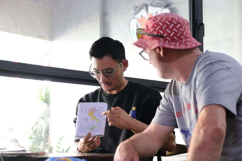 Vietnam War: Uncovering Hanoi's Untold Stories - Cho Gioi, Hanoi’s black-market district